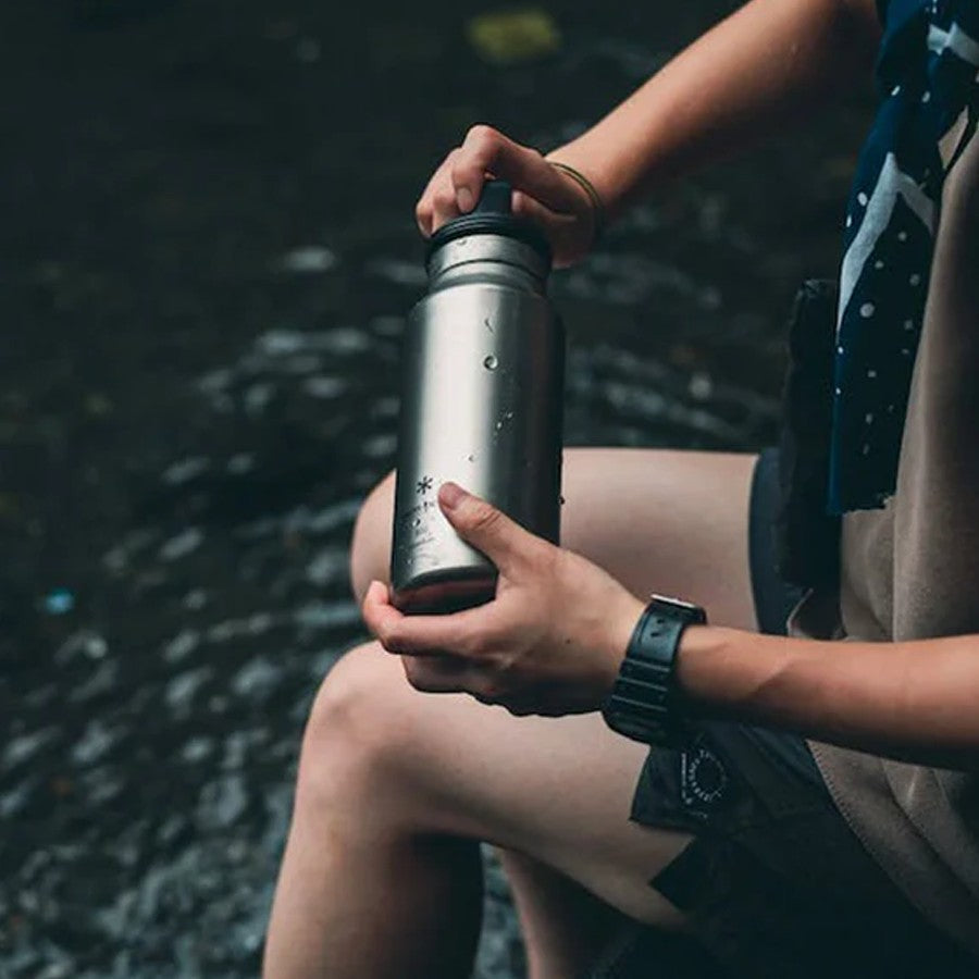 Titanium Aurora Bottle 800