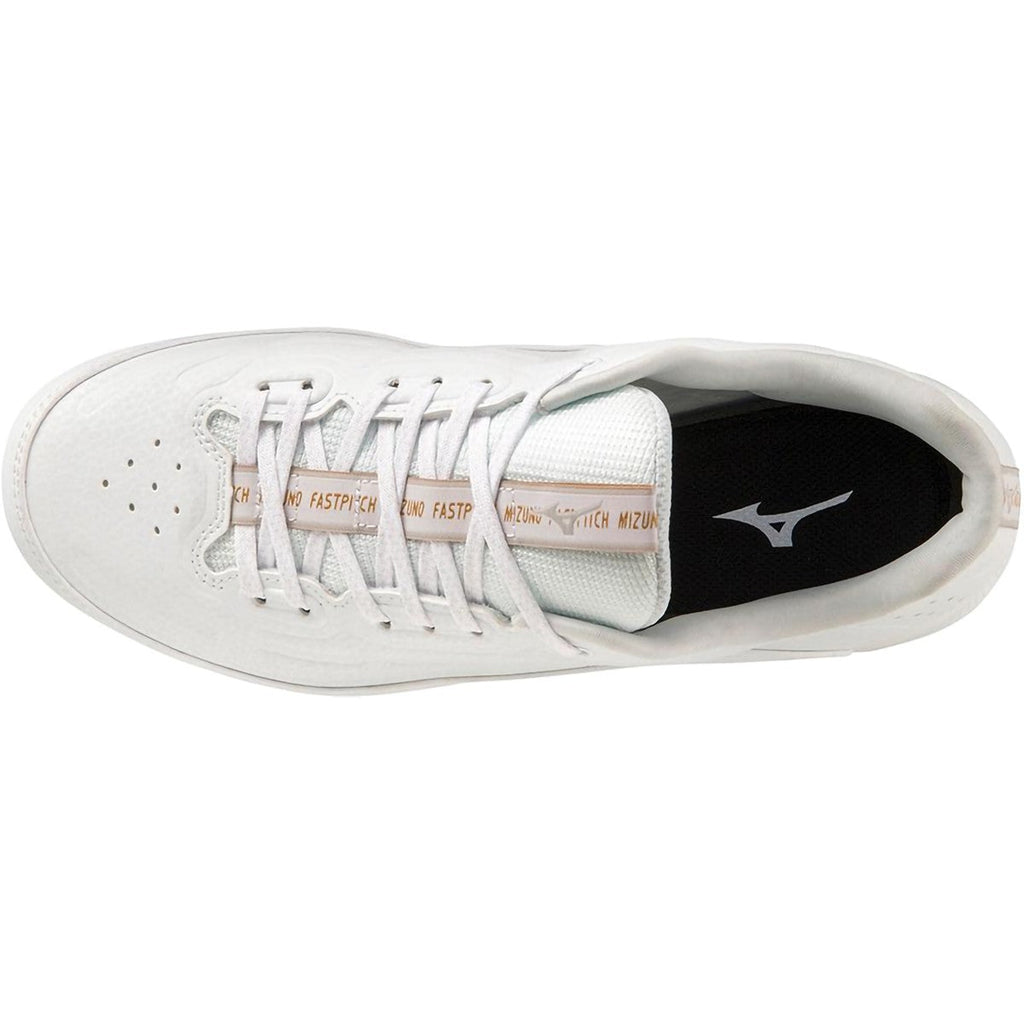 Women's 9-Spike Advanced Finch Elite 6 Low TPU
