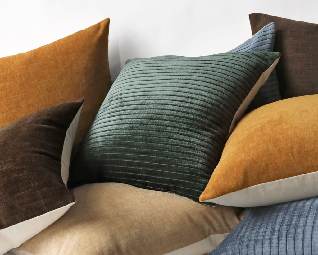 Rhone, Evergreen Velvet