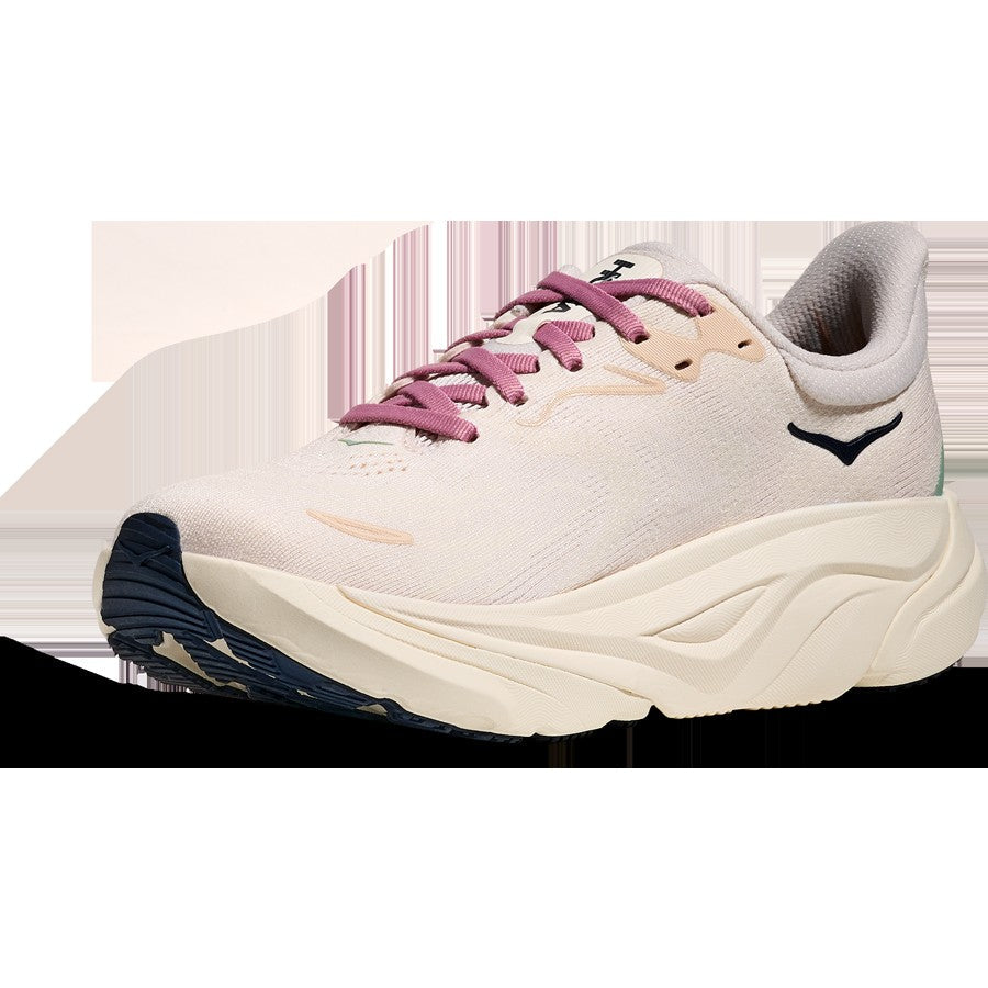 Women's Arahi 8