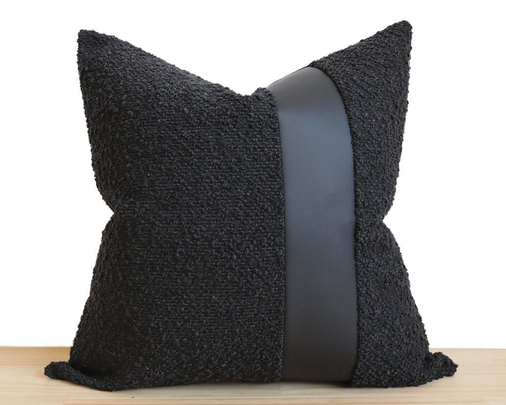 Caruso, All Black, Boucle