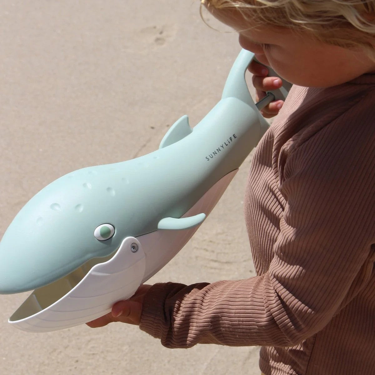 Sand Claws Whale