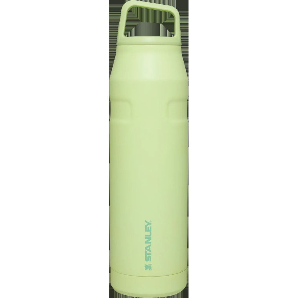 The IceFlow Aerolight Bottle with Cap and Carry Lid 36 oz